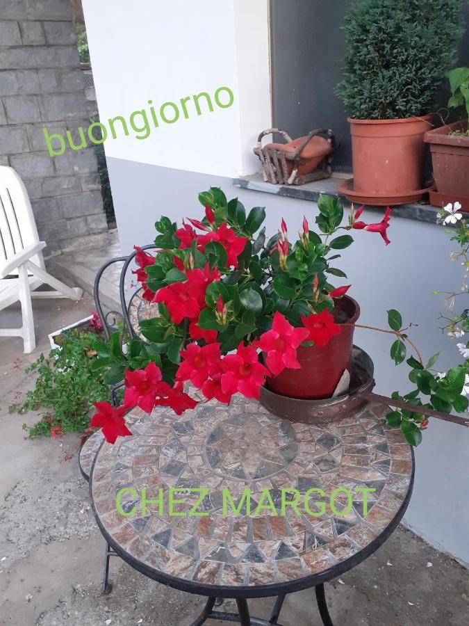 Chez Margot Apartment Châtillon Екстериор снимка